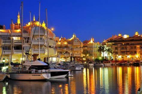 Puerto Marina Palace Бенальмадена Экстерьер фото